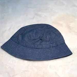 Light blue bucket hat, boy 8-10 yo